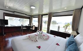 Halong Sapphire Cruise